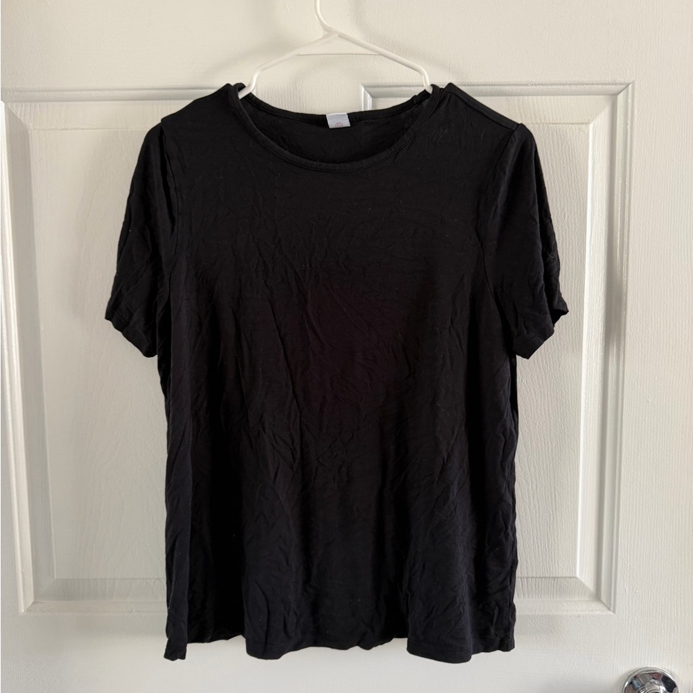 Old Navy Black Short Sleeve Tee